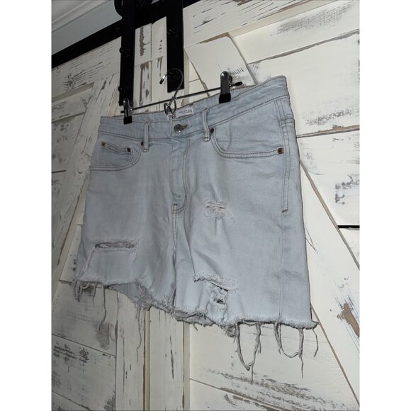Zara Denim Shorts Womens 12 /32 Light Wash Distressed Raw Hem Frayed Cutoffs - Picture 3 of 9